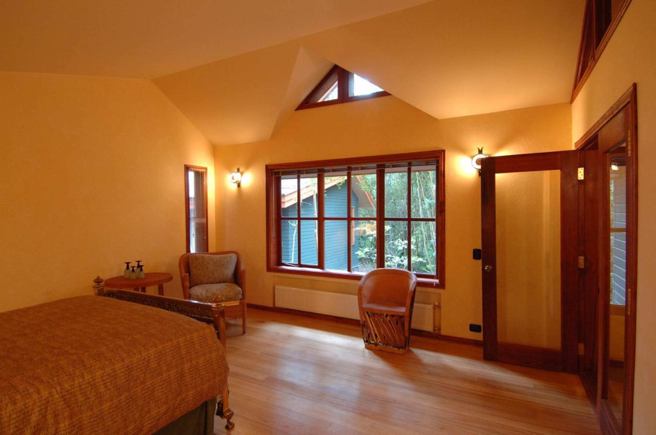 Yan Kee Way Lodge Bungalow Puerto Varas Ngoại thất bức ảnh